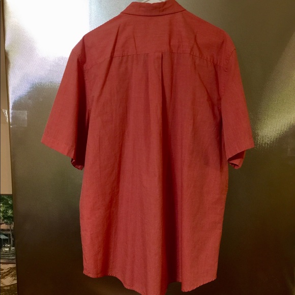 Men's XL Short Sleeve Button Up by Basic Editions - Picture 2 of 4